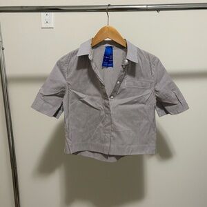 Women’s Cropped Striped Gray Shirt